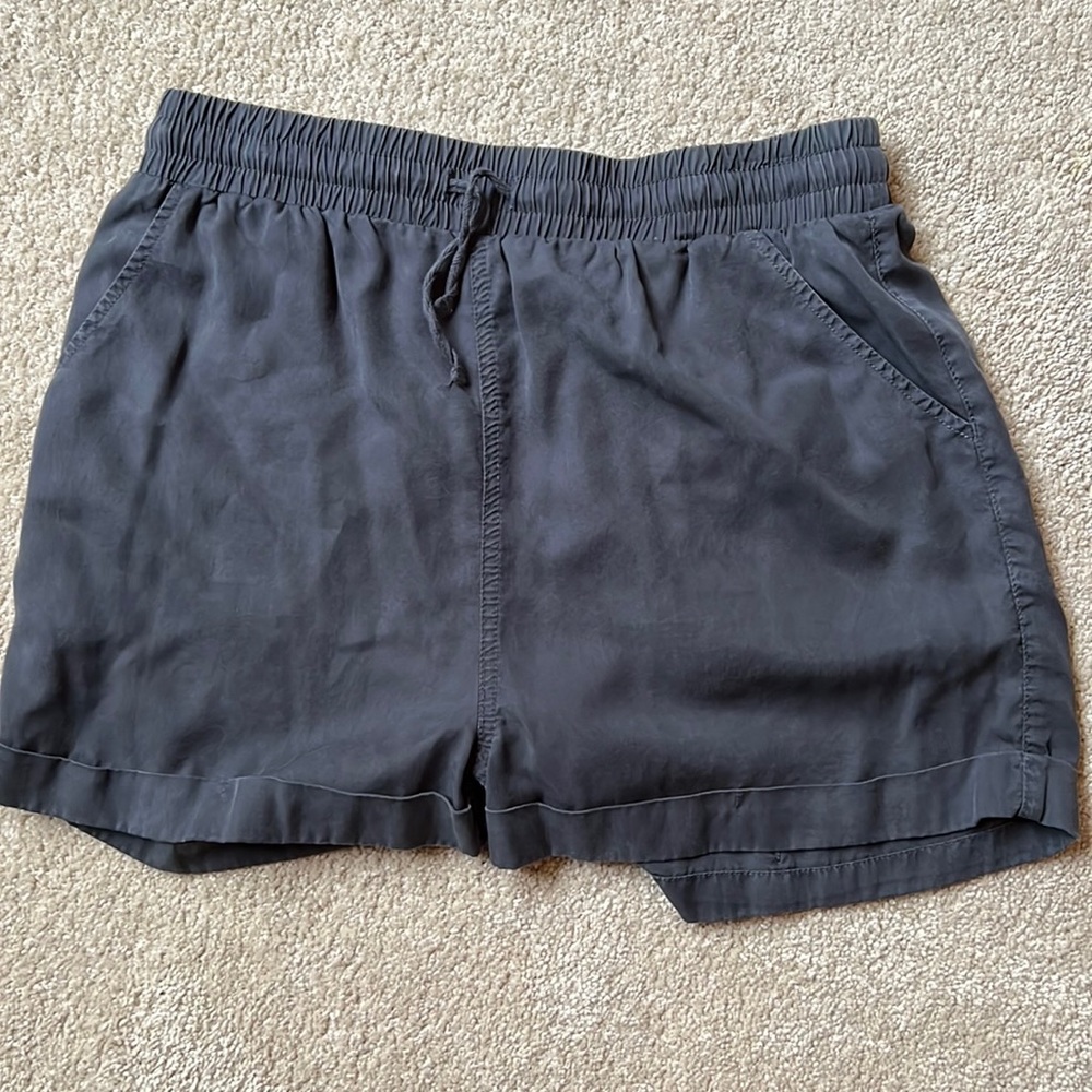 Women’s drawstring shorts